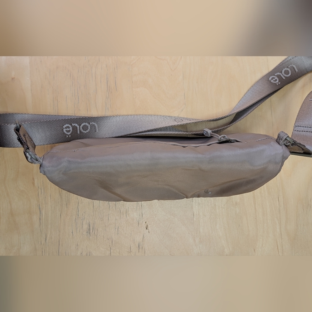 Lolë | Lole Lily Nylon Crossbody Fold-over Crescent Bag, Beige / Taupe - Picture 10 of 16